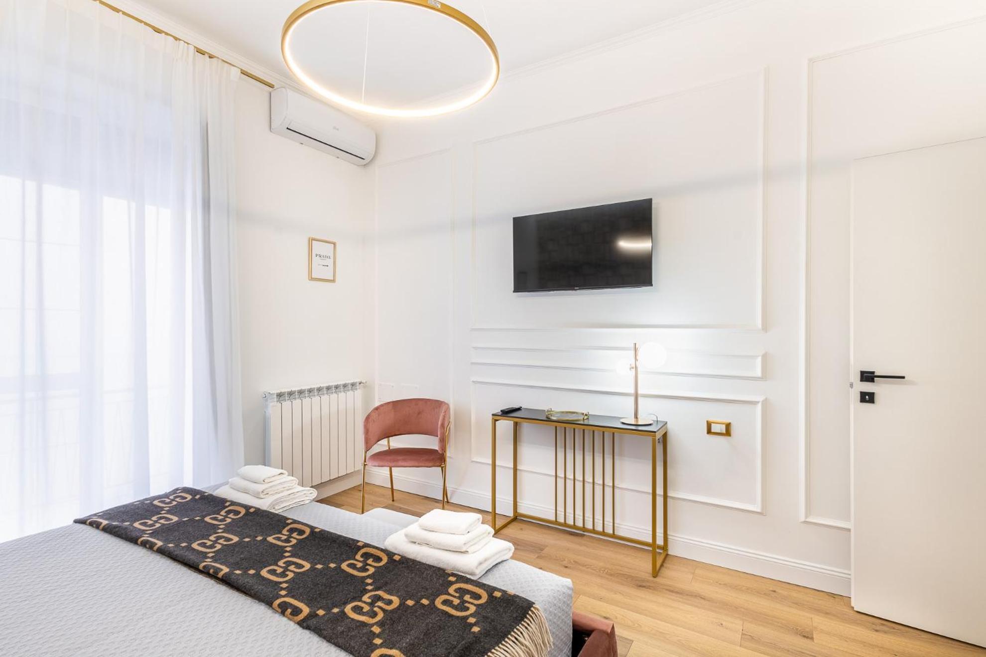Maison 31 - Suite Apartment チビタベッキア エクステリア 写真